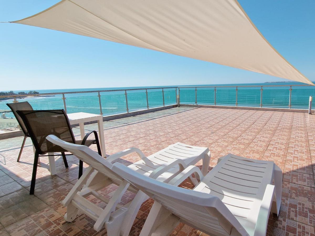 Beachfront Apartments By Marty'S ساني بيتش المظهر الخارجي الصورة